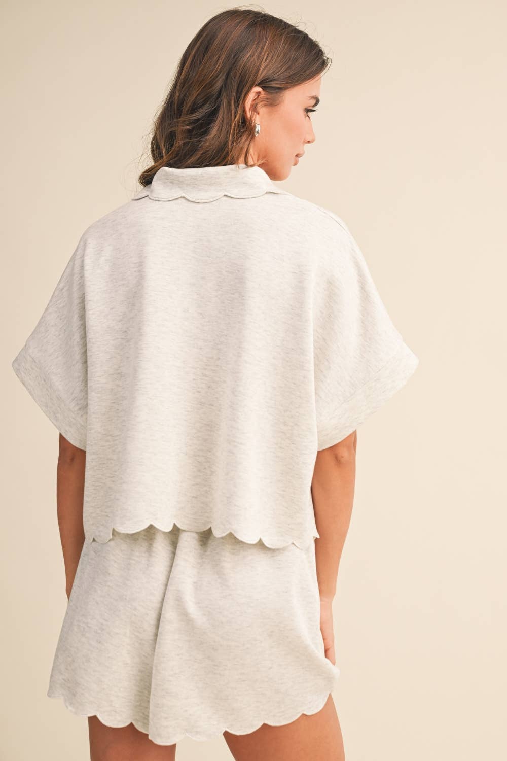 SCALLOPED EDGE COLLAR SHORT SET