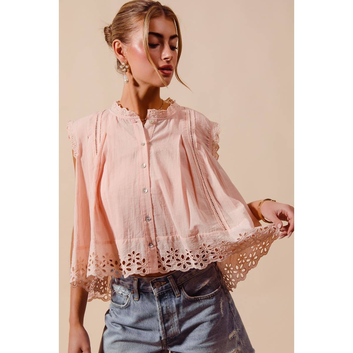 BUTTON UP FRONT PLEATED SLEEVELESS BLOUSE TOP