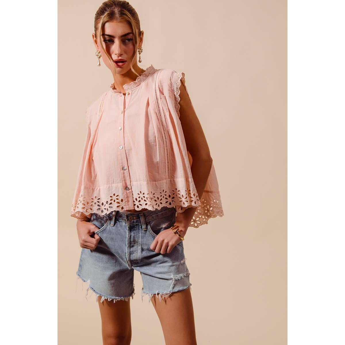 BUTTON UP FRONT PLEATED SLEEVELESS BLOUSE TOP
