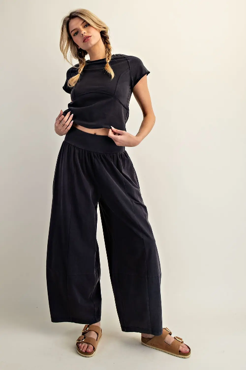 Pre-Order⭐️ Seamed Wide Leg Pant