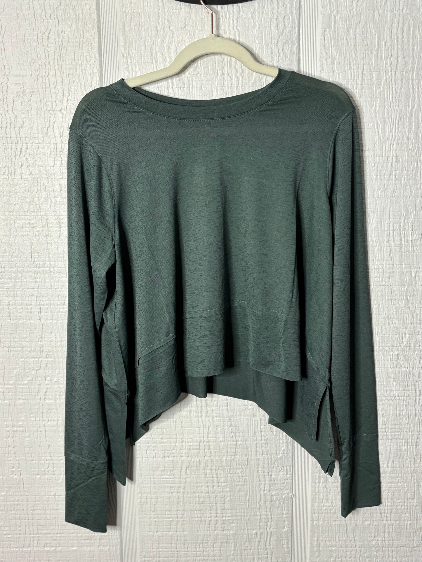 Jade Comfy side slit Top w/thumb holes